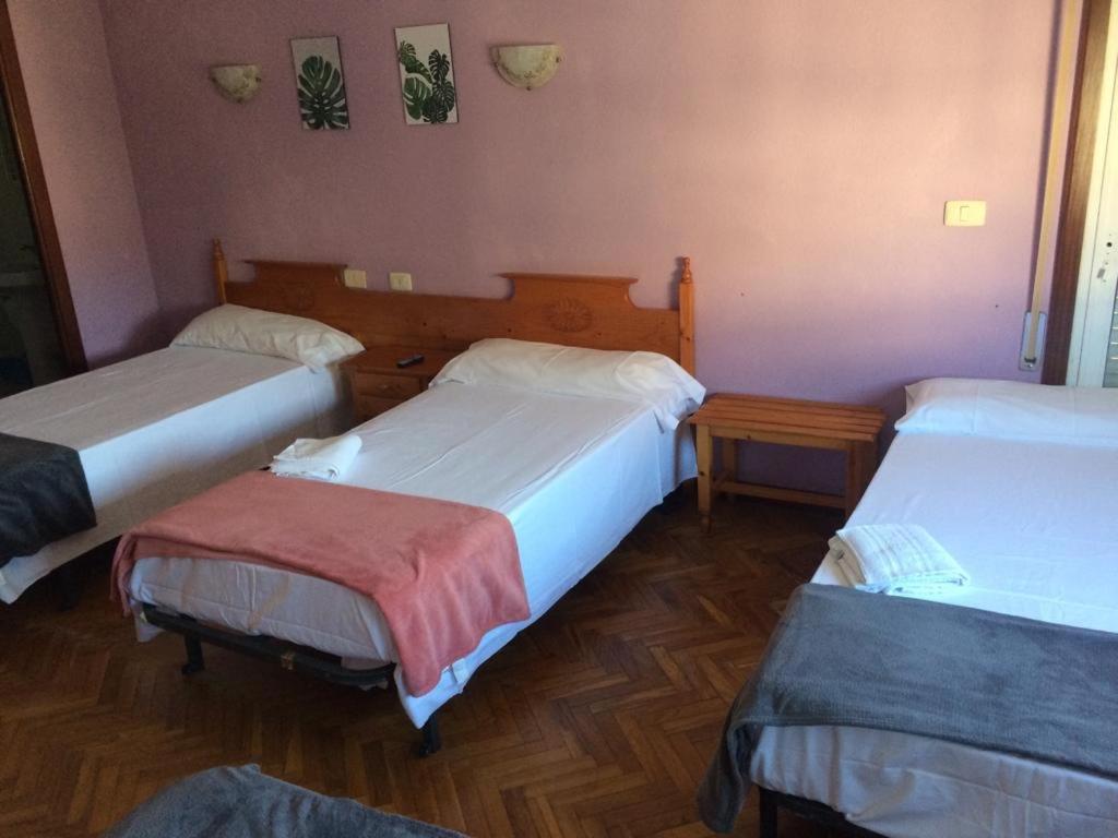 Albergue Hostal Telmo Tui Exterior foto